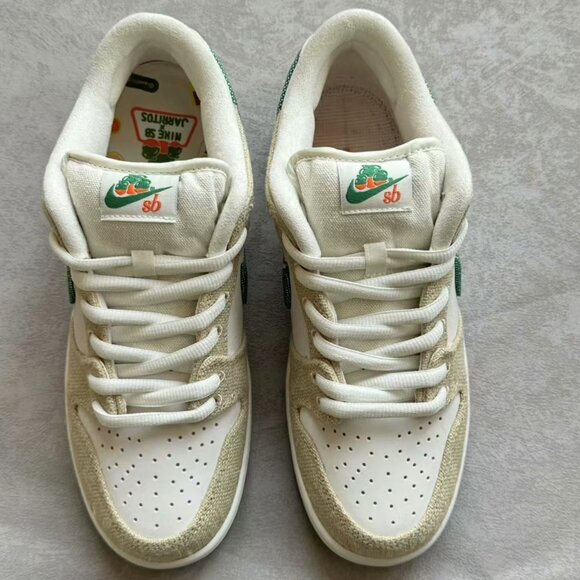 Nike SB Dunk Low x Jarritos - Picture 2 of 5